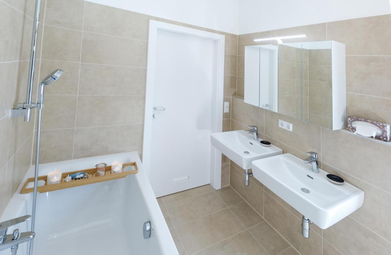 Ferienwohnung Narzisse - City Appartement Im Kurpark Bad Aussee Kültér fotó