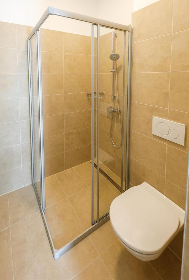 Ferienwohnung Narzisse - City Appartement Im Kurpark Bad Aussee Kültér fotó